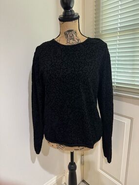 Liz Claiborne Black cotton blend Long-Sleeve Swirl-Textured Top size L